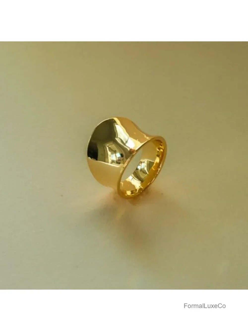 N/A sculptural sleek